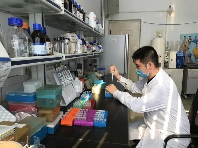 20天！“80后”教授火速推出新冠中西醫(yī)輔助產(chǎn)品 生物技術(shù)研發(fā)背后的響應(yīng)速度
